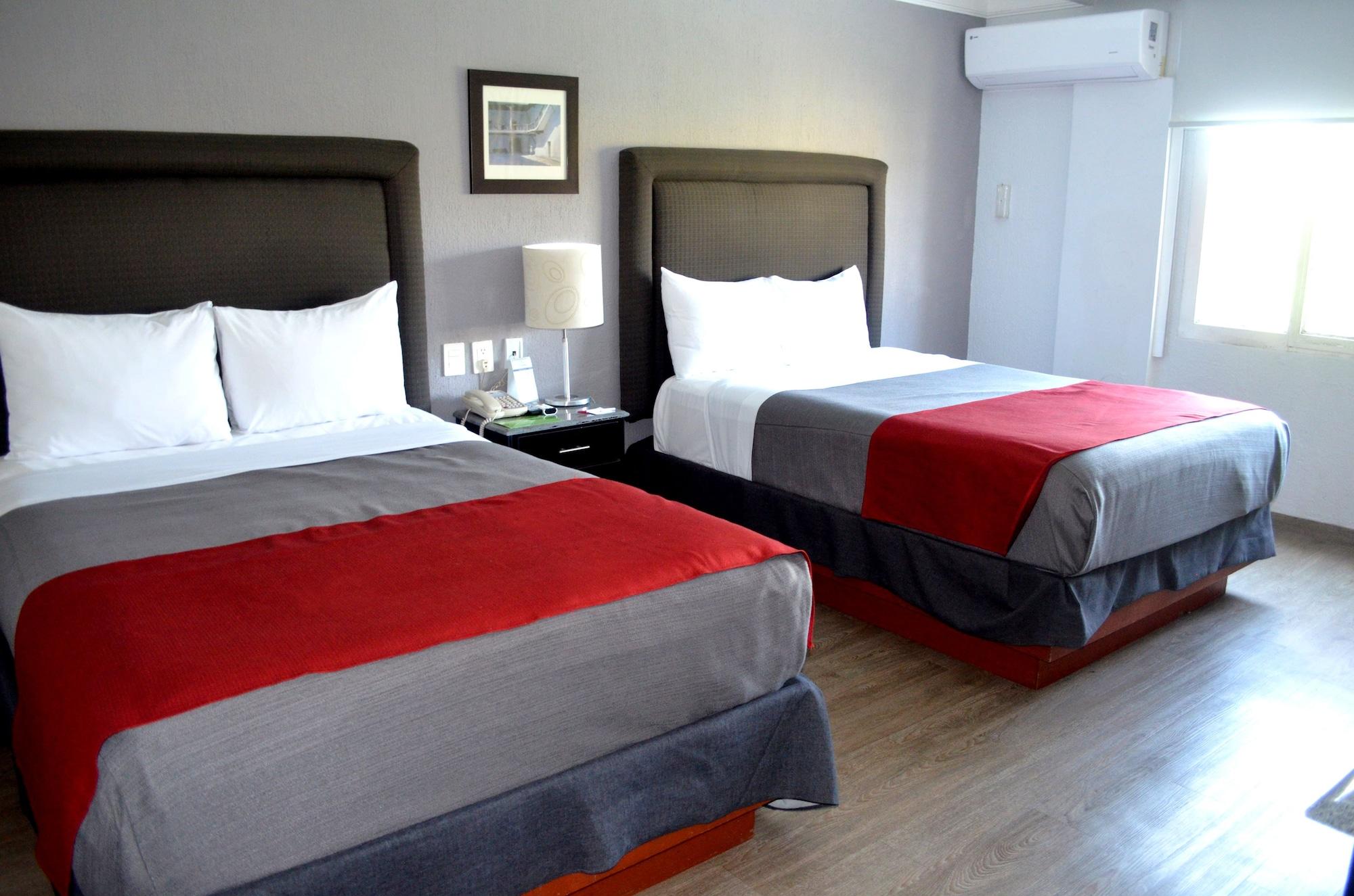 Plaza Camelinas Hotel Querétaro Exteriör bild