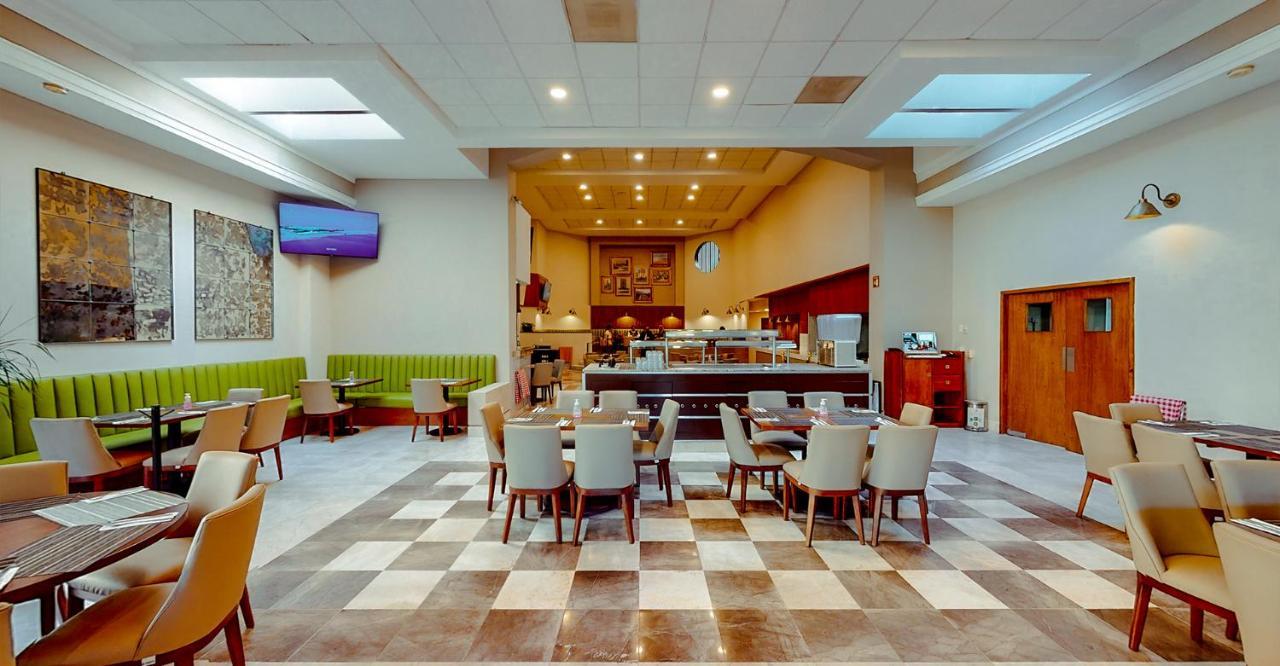 Plaza Camelinas Hotel Querétaro Exteriör bild