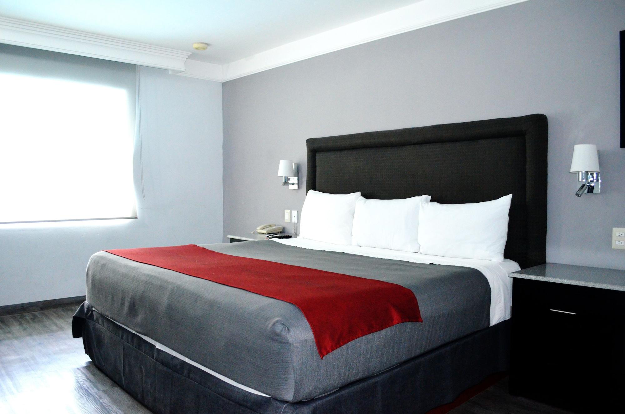 Plaza Camelinas Hotel Querétaro Exteriör bild