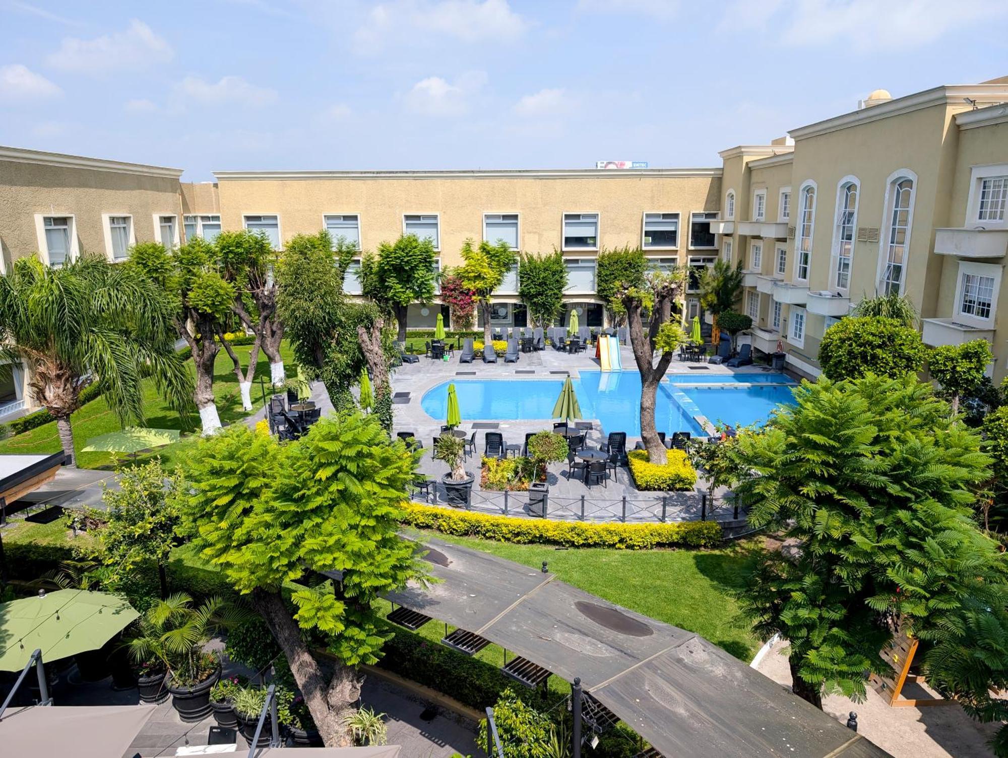 Plaza Camelinas Hotel Querétaro Exteriör bild