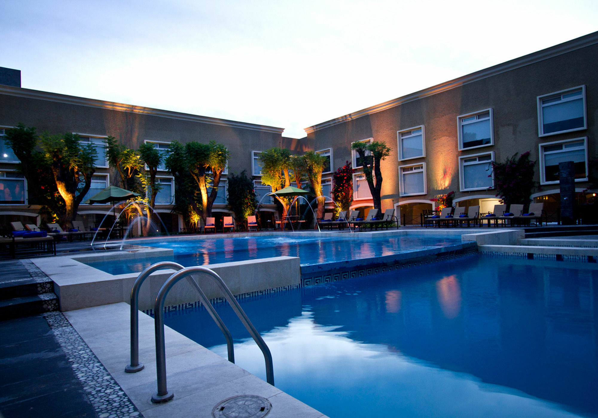 Plaza Camelinas Hotel Querétaro Exteriör bild